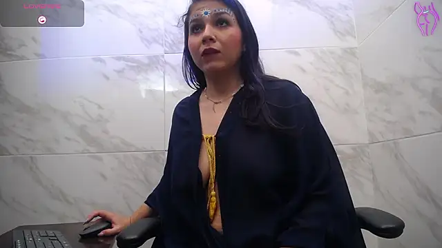 jasmine700141 online show from February 6, 2026, 7:21 pm