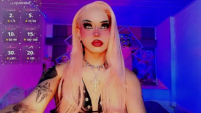 Snapshot of Lisa_sparkleee chatting on May 20, 2026, 3:03 am Lisa sparkleee online show from May 20, 2026, 3:03 am
