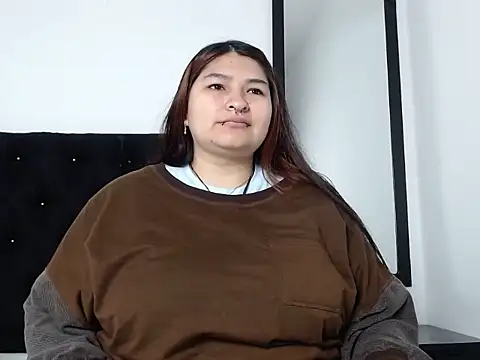 LauraHorny69 online show from February 3, 2026, 1:49 pm