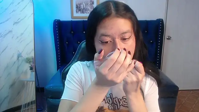 Candy Rose v online show from March 13, 2026, 1:05 pm