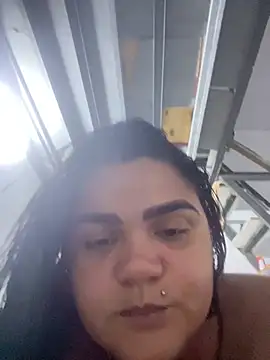 MorenaCariok online show from April 15, 2026, 4:22 pm