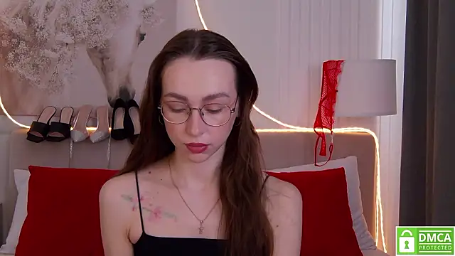 Emily Simon online show from March 9, 2026, 5:11 am