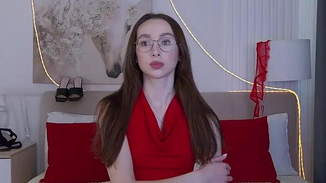 Emily Simon online show from April 12, 2026, 5:33 am