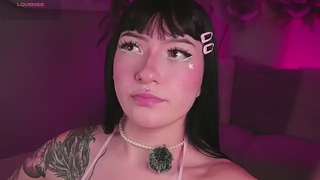 Dolcexx  online show from April 12, 2026, 8:34 pm