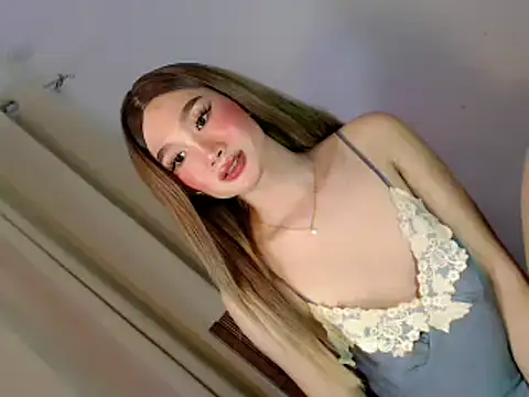 Snapshot of touch_my_body1 chatting on March 27, 2026, 11:33 am touch my body1 online show from March 27, 2026, 11:33 am