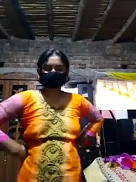 Hot Sweeti online show from April 10, 2026, 3:13 am