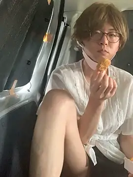 Snapshot of You_Aoi chatting on July 17, 2026, 5:37 am You Aoi online show from July 17, 2026, 5:37 am
