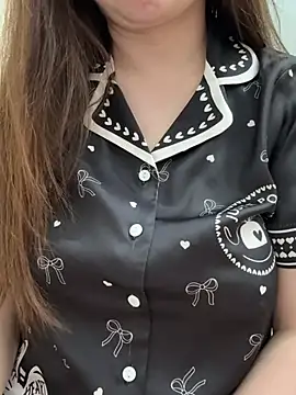 Donna9696 online show from April 2, 2026, 2:02 pm