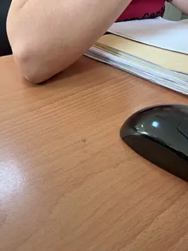 Donna9696 online show from April 11, 2026, 7:45 am