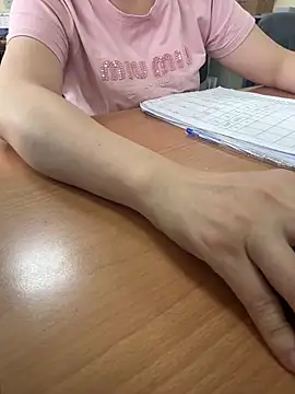 Snapshot of Donna9696 chatting on May 15, 2026, 1:03 am Donna9696 online show from May 15, 2026, 1:03 am