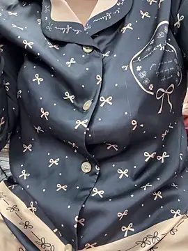 Donna9696 online show from February 27, 2026, 3:34 pm