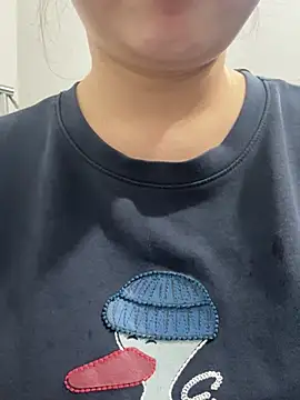 Donna9696 online show from April 5, 2026, 3:02 am