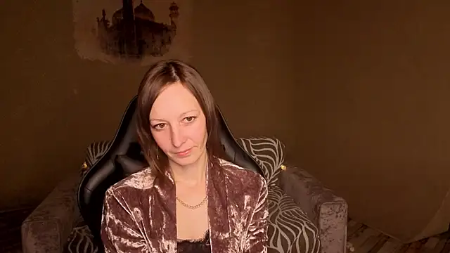 Snapshot of MaryKlite_ chatting on January 18, 2026, 1:31 am MaryKlite online show from January 18, 2026, 1:31 am