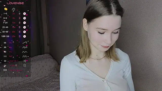 Snapshot of vickky_shy chatting on January 15, 2026, 2:20 pm vickky shy online show from January 15, 2026, 2:20 pm