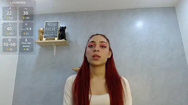 Snapshot of shopie_moon_ chatting on January 15, 2026, 3:26 pm shopie moon online show from January 15, 2026, 3:26 pm