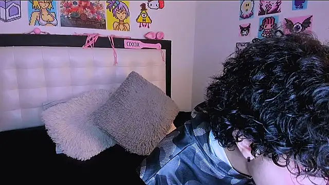 LuanRush  online show from April 8, 2026, 7:04 pm