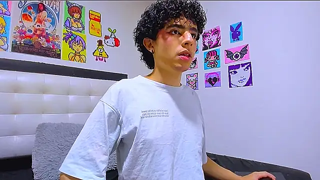 Snapshot of LuanRush_ chatting on March 3, 2026, 3:02 am LuanRush online show from March 3, 2026, 3:02 am