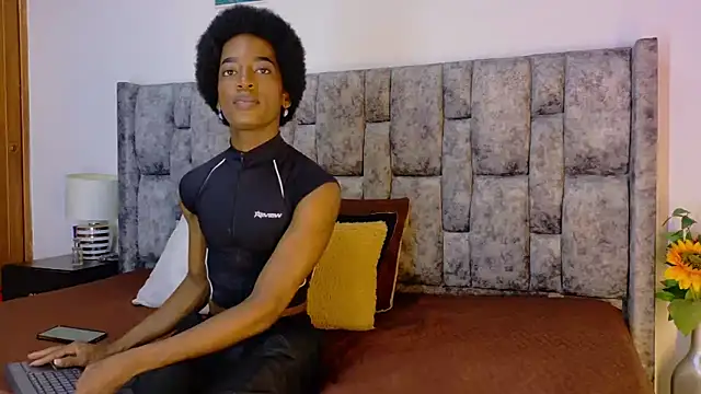 samirths boy  online show from April 13, 2026, 7:18 pm