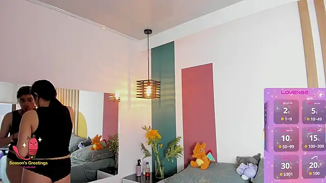 Snapshot of VanessaDoofenshmirtz chatting on February 3, 2026, 12:21 pm VanessaDoofenshmirtz online show from February 3, 2026, 12:21 pm