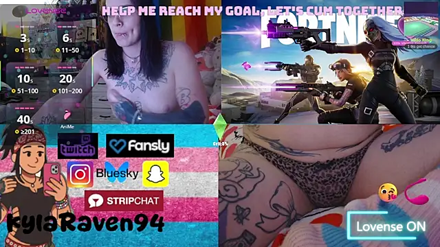 KylaRaven online show from May 11, 2026, 2:02 am