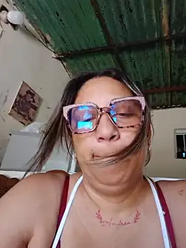 Snapshot of mariacarlota chatting on May 24, 2026, 3:34 pm mariacarlota online show from May 24, 2026, 3:34 pm