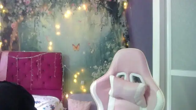 Snapshot of rosa_skinny chatting on July 4, 2026, 7:07 pm rosa skinny online show from July 4, 2026, 7:07 pm