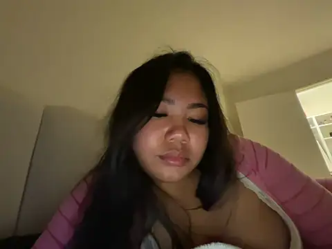 Snapshot of TitiTinyThai chatting on July 1, 2026, 8:53 pm TitiTinyThai online show from July 1, 2026, 8:53 pm