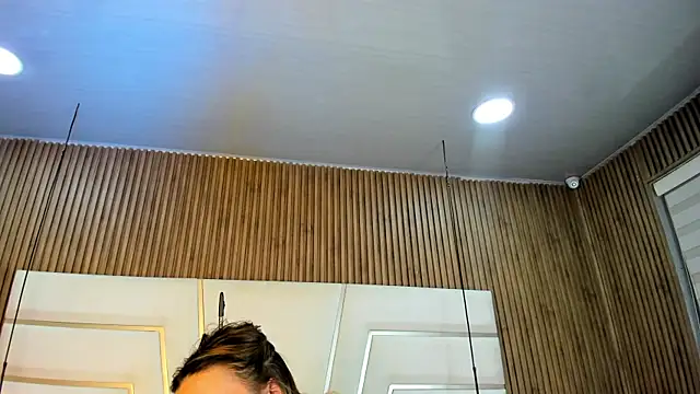 Xara Shadow online show from April 2, 2026, 11:22 pm