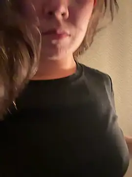 Raven  5 online show from March 21, 2026, 9:51 pm