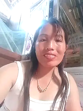 Snapshot of Gummiesu chatting on May 7, 2026, 12:48 am Gummiesu online show from May 7, 2026, 12:48 am