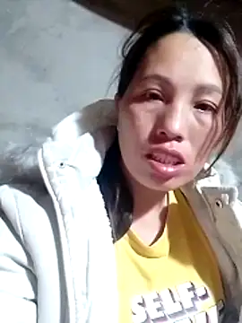 Gummiesu online show from February 17, 2026, 9:01 pm