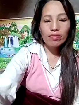 Snapshot of Gummiesu chatting on May 11, 2026, 5:32 pm Gummiesu online show from May 11, 2026, 5:32 pm