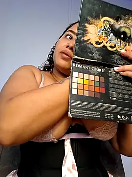 Snapshot of curly_girl_31 chatting on February 15, 2026, 8:19 pm curly girl 31 online show from February 15, 2026, 8:19 pm