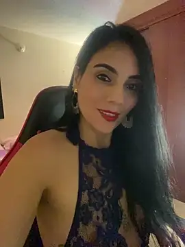 Snapshot of Miaswwe chatting on June 9, 2026, 4:30 pm Miaswwe online show from June 9, 2026, 4:30 pm