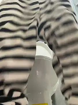 Snapshot of Cheating-wife chatting on January 16, 2026, 12:42 pm Cheating-wife online show from January 16, 2026, 12:42 pm