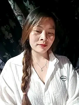 Bling sexy online show from April 3, 2026, 12:33 pm