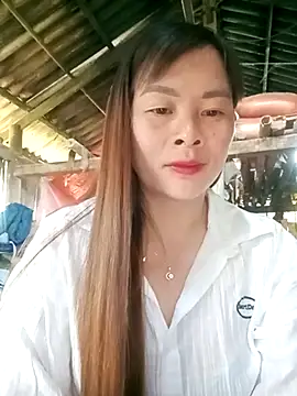 Bling sexy online show from April 10, 2026, 12:28 am