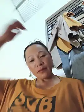 Snapshot of Jooj- chatting on July 12, 2026, 2:07 pm Jooj- online show from July 12, 2026, 2:07 pm