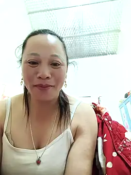 Snapshot of Jooj- chatting on February 27, 2026, 4:29 pm Jooj- online show from February 27, 2026, 4:29 pm
