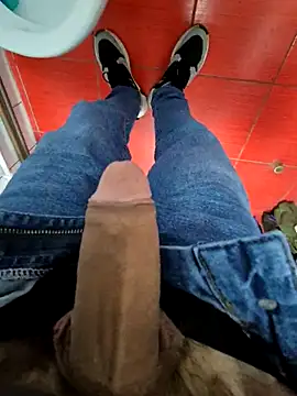 vali23 online show from February 14, 2026, 9:09 am