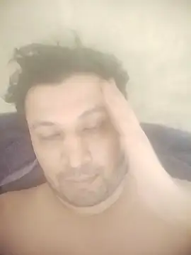 Snapshot of Pravin9562 chatting on February 18, 2026, 8:00 am Pravin9562 online show from February 18, 2026, 8:00 am