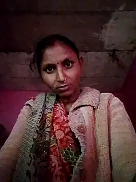 Snapshot of Juli_rathore chatting on February 5, 2026, 2:40 am Juli rathore online show from February 5, 2026, 2:40 am