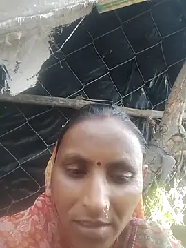 Snapshot of Juli_rathore chatting on February 16, 2026, 7:18 am Juli rathore online show from February 16, 2026, 7:18 am