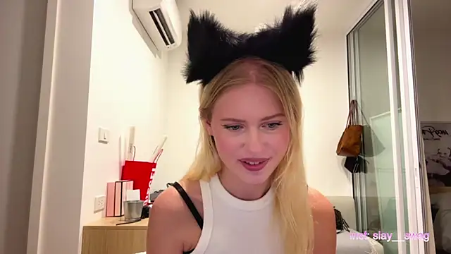 Snapshot of Slay_Swag chatting on February 13, 2026, 10:15 am Slay Swag online show from February 13, 2026, 10:15 am