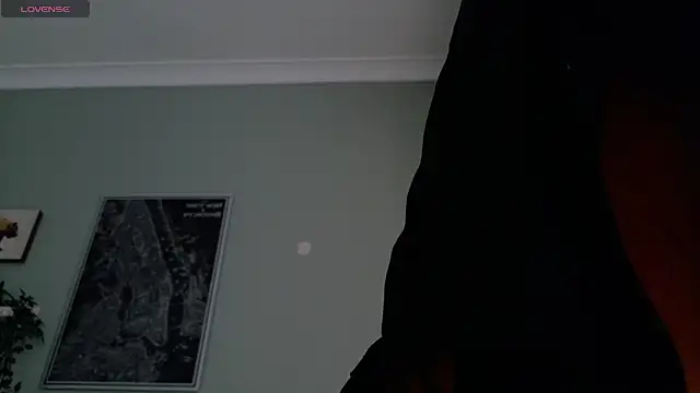 AndrewKenoxx  online show from April 6, 2026, 7:48 pm