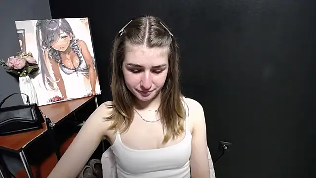 Snapshot of Sunny_siren chatting on June 5, 2026, 1:28 pm Sunny siren online show from June 5, 2026, 1:28 pm