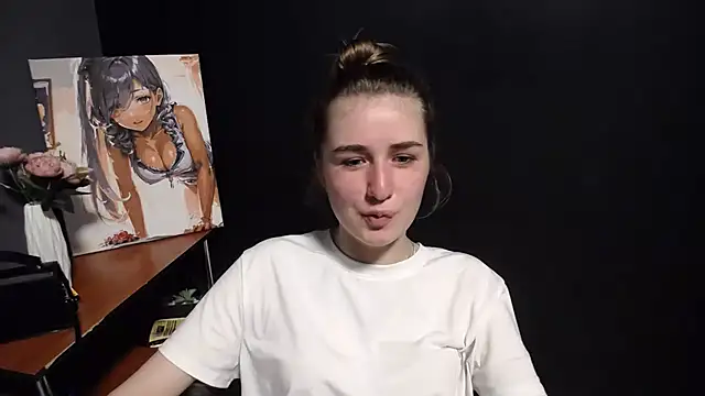 Snapshot of Sunny_siren chatting on June 25, 2026, 12:43 pm Sunny siren online show from June 25, 2026, 12:43 pm