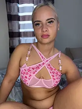 Snapshot of Angel_babykee chatting on January 15, 2026, 2:20 pm Angel babykee online show from January 15, 2026, 2:20 pm