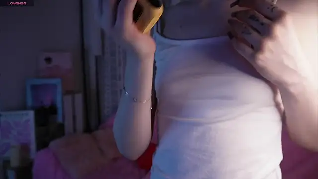 CarmaOlen online show from March 19, 2026, 7:14 pm