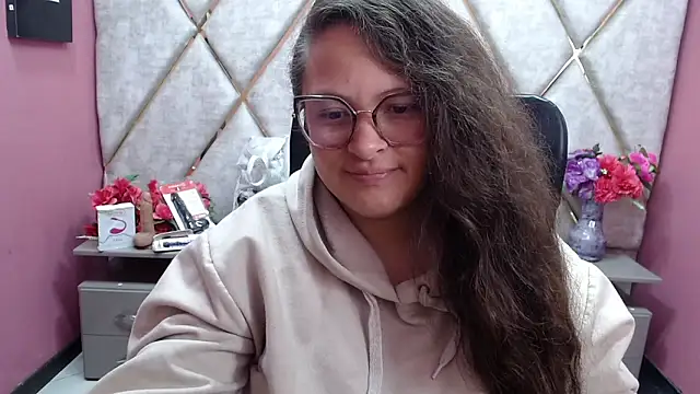 Sarah Boobs  online show from February 6, 2026, 3:46 am